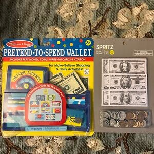 Melissa & Doug Colorful Pretend Wallet Set & Spritz play money. New. $18